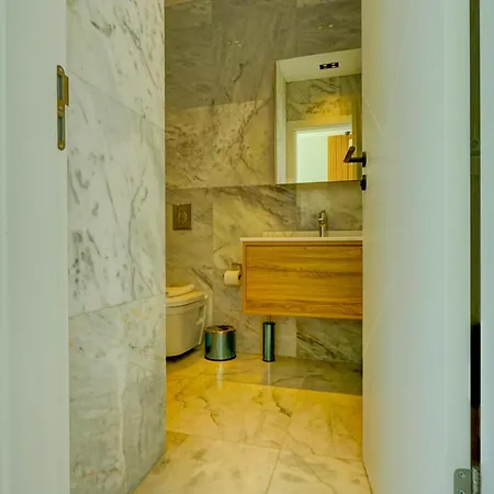 Villa Mercury 9 - Planet Luxury